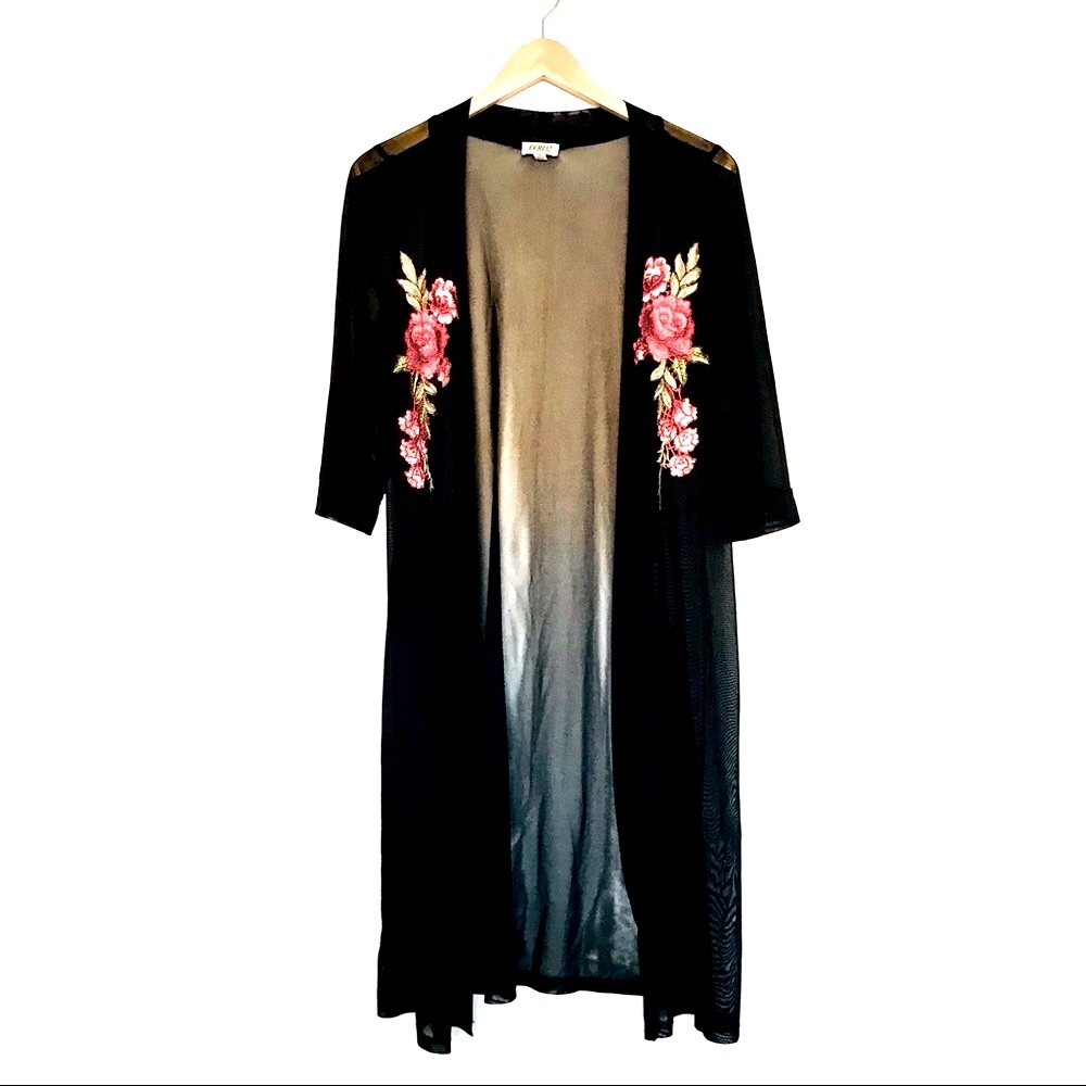 Floral mesh kimono